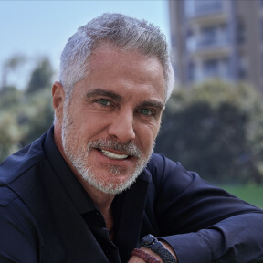 Testimonio Lizardo Guarinos experiencia Dental Arts